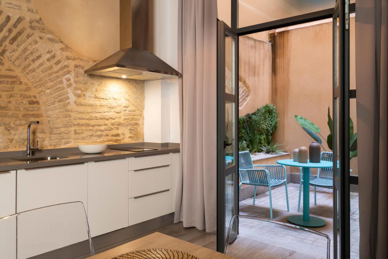 Suites Maestranza - Herreria By Magno Apartments セビリア エクステリア 写真