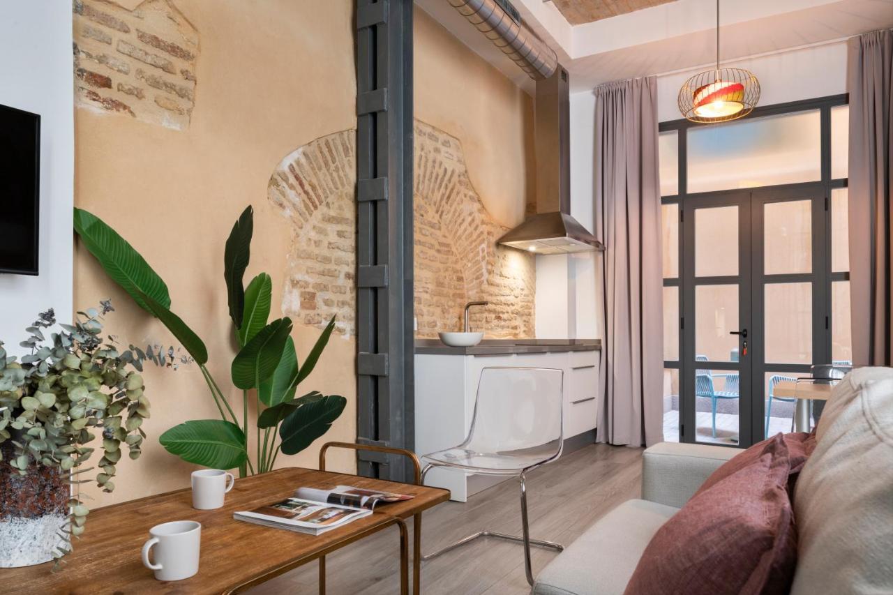 Suites Maestranza - Herreria By Magno Apartments セビリア エクステリア 写真