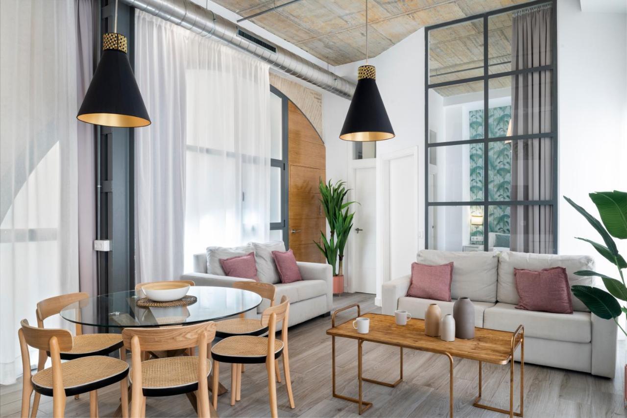 Suites Maestranza - Herreria By Magno Apartments セビリア エクステリア 写真